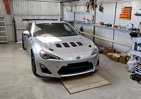 Toyota GT86 - HKS GT2 Supercharger V3