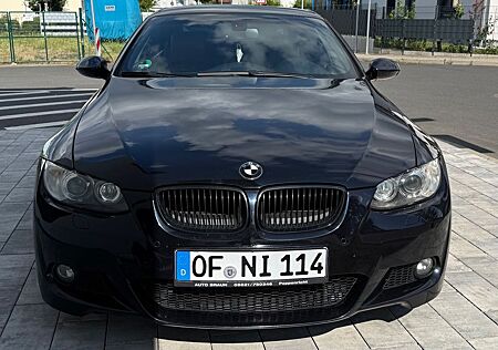 BMW 335 Cabrio*M Paket*Automatik*Xenon*Navi*Vollleder