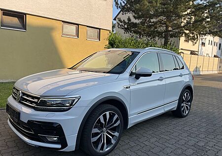 VW Tiguan Volkswagen 2.0 TSI 4M Highline*AHK*HUD*R-Line*20zoll