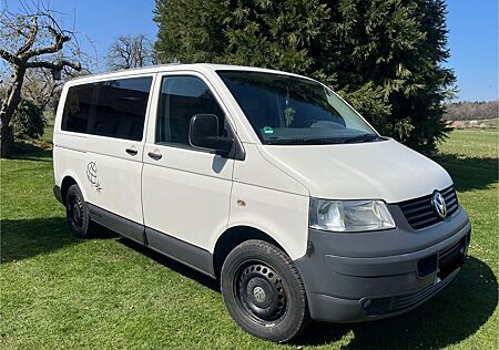 VW T5 Volkswagen ausgebauter Camper