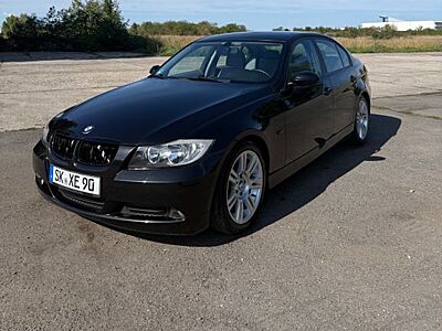 BMW E90 318i SHZ/PDC/Klima