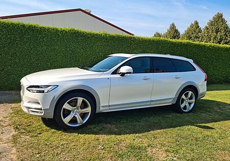 Volvo V90 Cross Country T5 AWD Ocean Race - Polestar