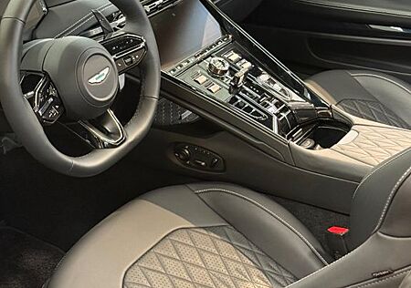 Aston Martin DB12 4.0 V8 Volante -Onyx Black