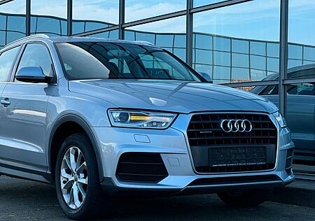 Audi Q3 design quattro 2.0 TDI AUT Navi Xenon PDC