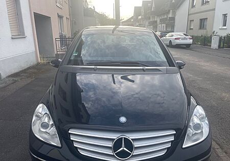 Mercedes-Benz B 200 CDI -