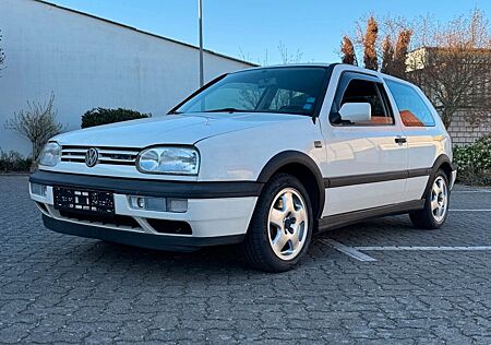 VW Golf Volkswagen 3 GTI 16V 2.0 ,3 Türen ,EZ 05/1994 H Kennz.
