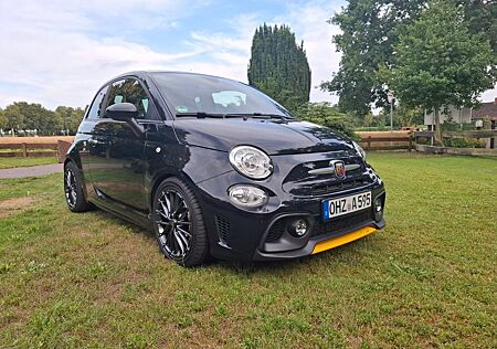 Abarth 595 1.4 T-Jet 16V Pista