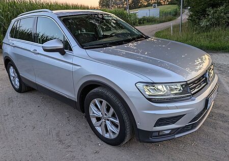 VW Tiguan Volkswagen 2.0 TDI SCR DSG Highline Highline