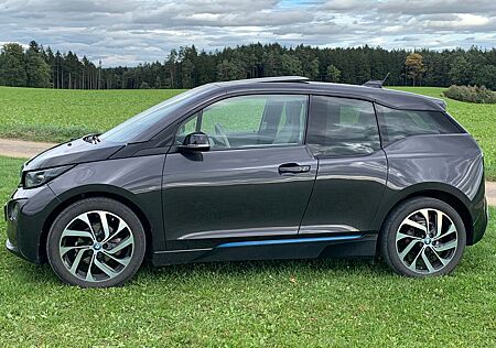 BMW i3 gebraucht kaufen BMW i3 60Ah Loft, SD, WP, Nav-Prof, Parkassistent,..