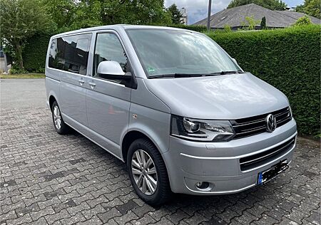 VW T5 Multivan Volkswagen Highline