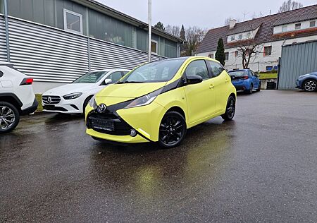 Toyota Aygo (X) -Cite Keyless Entry Spurhalteass. Rückfahr