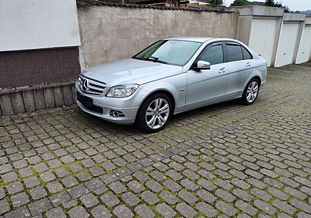 Mercedes-Benz 200