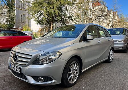 Mercedes-Benz B 180 Autotronic - BE - AHK - Tüv neu
