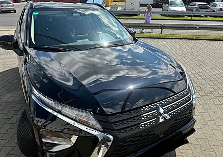 Mitsubishi Eclipse Cross 2.4 PLUG-IN HYBRID 4WD Basis Basis