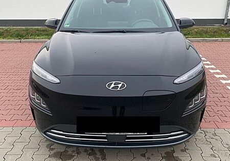 Hyundai Kona Elektro ELEKTRO 100kW -