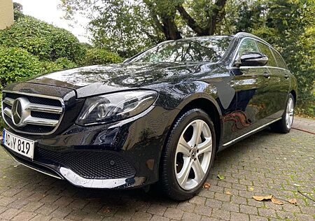 Mercedes-Benz E 350 gebraucht kaufen Mercedes-Benz E 350 d T Autom. -