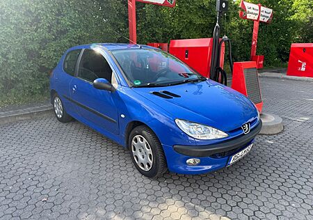 Peugeot 206 1.1