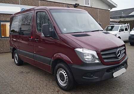 Mercedes-Benz Sprinter Rollstuhl Rampe Lift