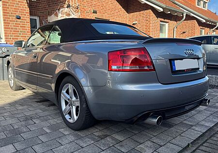 Audi A4 1.8 T Cabriolet TÜV Neu 10/27 Allwetterreifen