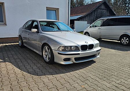 BMW 525d A -