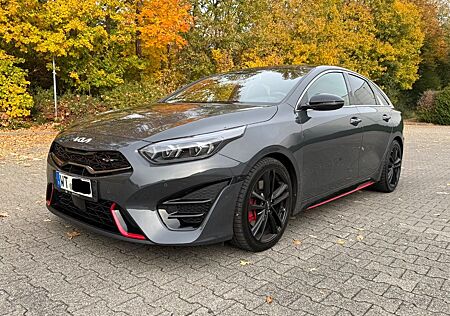 Kia Pro_ceed GT, Vollausstattung, Komfort, Pano, Sportabgasa.