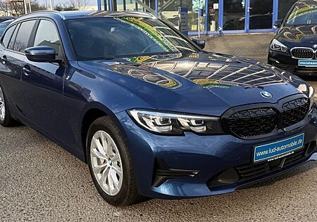 BMW 330 e A xDrive * CarPlay*LIVE PRO*Rückfahrkamer