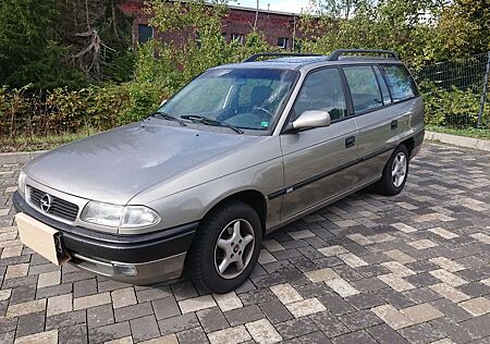 Opel Astra 1.6 Champion II Champion II