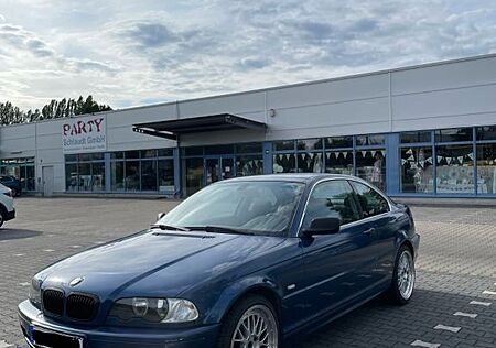 BMW 320Ci -