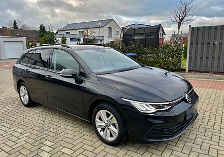 VW Golf Volkswagen 1.5 eTSI OPF 96kW DSG Life Variant AHK