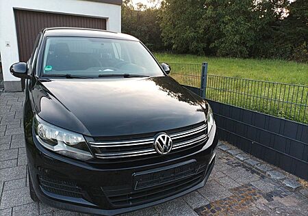 VW Tiguan Volkswagen 1.4 TSI 90kW 1.Hand nur 45.000km