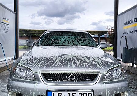 Lexus IS 200 Sport Sport TRD Bodykit Torsen 2Hand Tüv