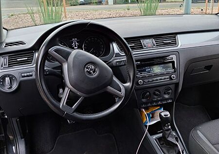 Skoda Rapid 1.6 TDI Ambition Spaceback Ambition