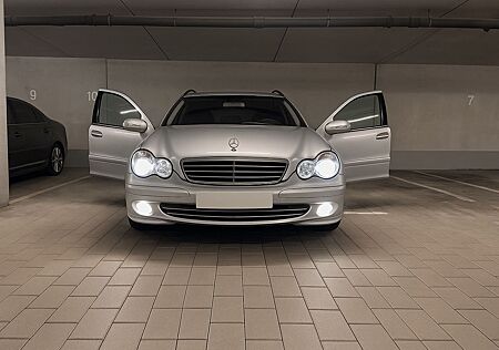 Mercedes-Benz C 200 KOMPRESSOR T AVANTGARDE Avantgarde