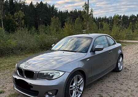 BMW 118 d Coupé Navi, Leder, MFelgen , Klima