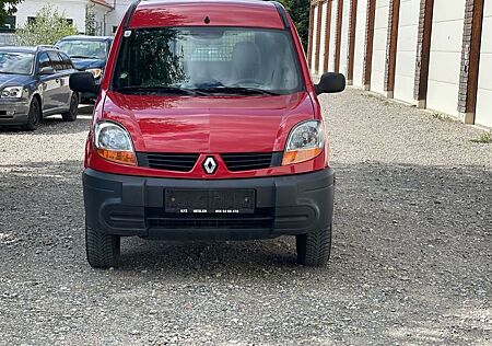 Renault Kangoo Rapid 4X4 1,6 Benziner sehr wenig km !