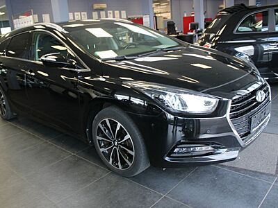 Hyundai i40 Kombi 2.0 Automatik - AHK -