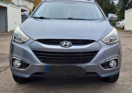 Hyundai ix35 2.0 CRDi 100kW Black&Steel Edition 2WD ...