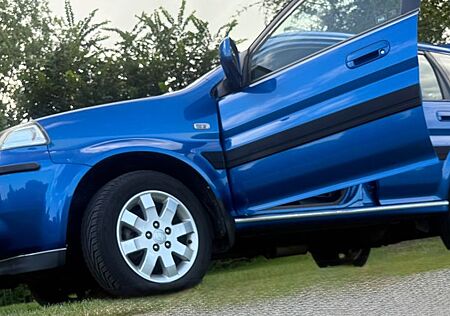 Honda HR-V 1.6i 4WD LS