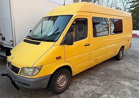 Mercedes-Benz Sprinter Maxi
