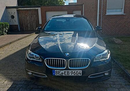 BMW 520d xDrive A Luxury Line Luxury Line