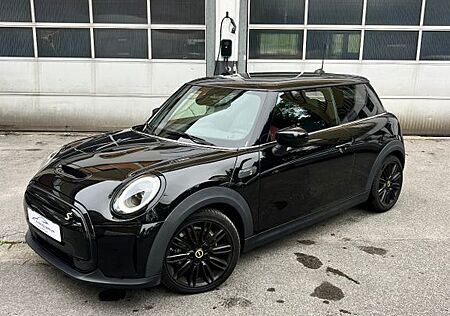 Mini Cooper SE Classic Trim Navi / Kamera