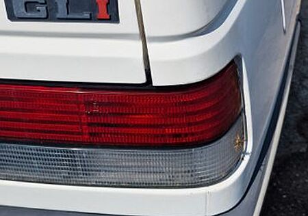 Peugeot 405 GLI aus 2. Hand Scheckheft