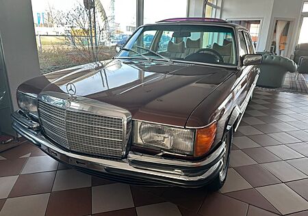 Mercedes-Benz 450 SEL 6.9 Deutsche Auslieferung
