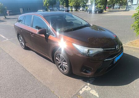 Toyota Avensis 2,0-l-D-4D Edition S+ Touring Sports...