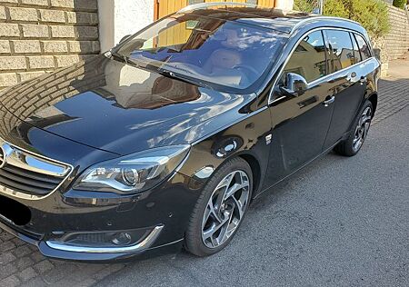 Opel Insignia ST 2.0 CDTI Autom. 4x4 OPC line,TÜVneu