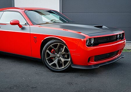 Dodge Challenger RT - 5.7/HEMI/V8/SHZ/LEDER/XENON/R20