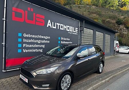 Ford Focus Turnier Business*Navi*Kamera*Park-Pilot*