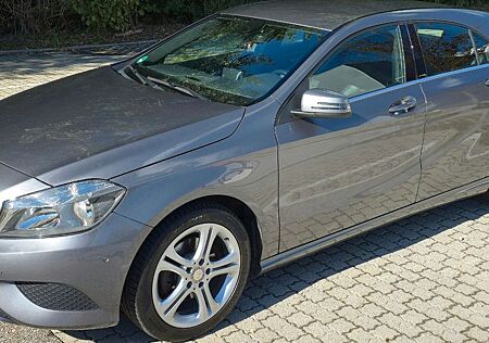 Mercedes-Benz A 180 2Style 2Style