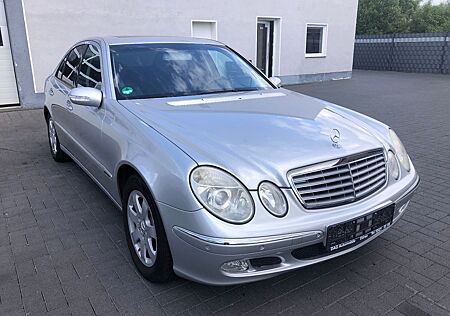 Mercedes-Benz E 240 E -Klasse Lim. Elegance