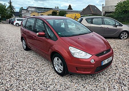 Ford S-Max Trend, Klima, PDC, Navi, Tüv neu !!!